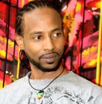 صورة المؤلف إيهاب عدلان